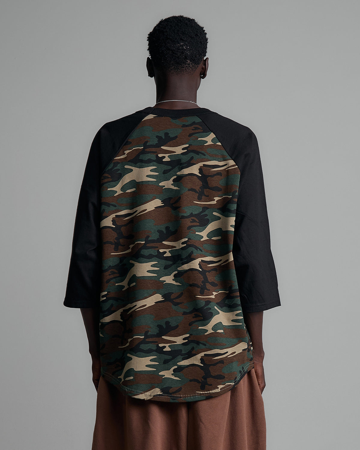 6.0ozRaglan_BlackWoodlandCamo | Men | T-Shirt | three quarter sleeve